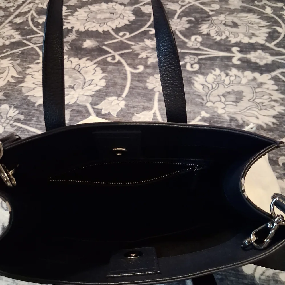 MCM Navy Leather Structured Tote Bag - Picture 3 of 8